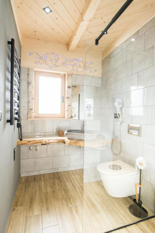 Nad Termami Vila Dzianisz Exterior foto