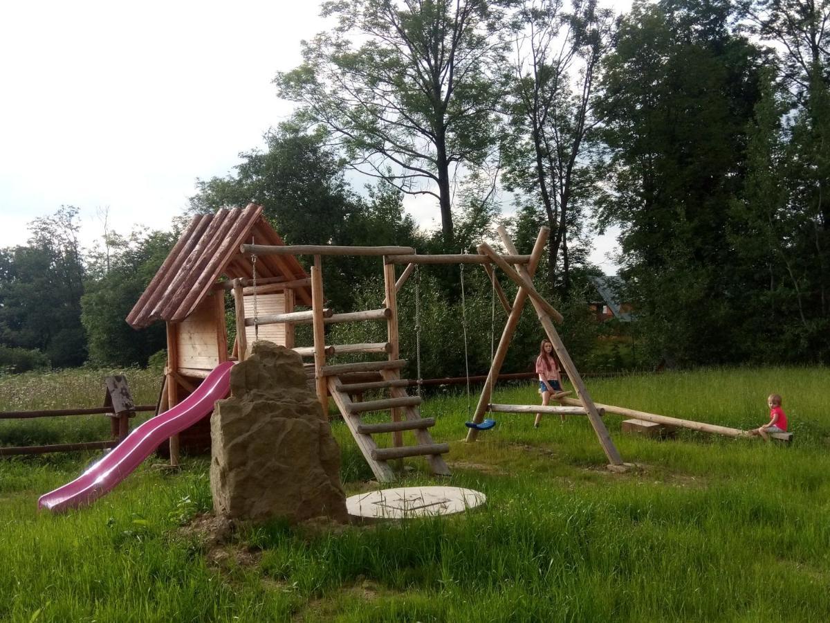 Nad Termami Vila Dzianisz Exterior foto